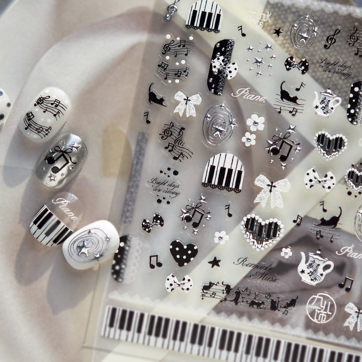 1sheet Cute Elegant Polka Dots – Musical Instrument Painting recenzja i cena